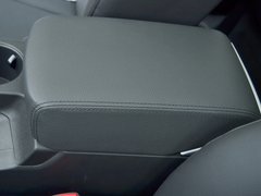 2015款 2.0L 手动 智逸型 5座