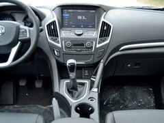 2015款 2.0L 手动 智逸型 5座