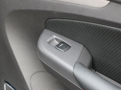 2015款 2.0T 自动 旗舰版 7座