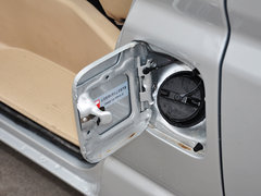 2015款 2.4L 手动 旗舰型长轴四门4RB2