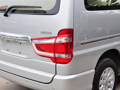 2015款 2.4L 手动 旗舰型长轴四门4RB2