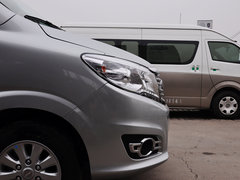 2015款 2.4L 手动 旗舰型长轴四门4RB2
