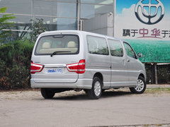 2015款 2.4L 手动 旗舰型长轴四门4RB2