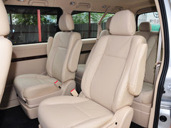 2015款 2.4L 手动 旗舰型长轴四门4RB2