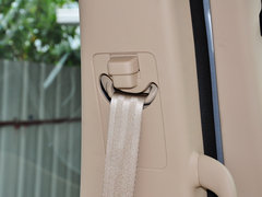 2015款 2.4L 手动 旗舰型长轴四门4RB2