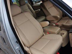 2015款 2.4L 手动 旗舰型长轴四门4RB2