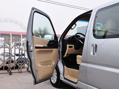 2015款 2.4L 手动 旗舰型长轴四门4RB2