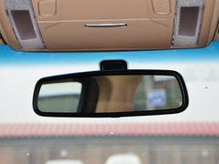 2015款 2.4L 手动 旗舰型长轴四门4RB2