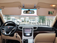 2015款 2.4L 手动 旗舰型长轴四门4RB2