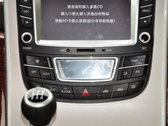 2015款 2.4L 手动 旗舰型长轴四门4RB2