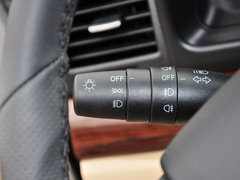 2015款 2.4L 手动 旗舰型长轴四门4RB2