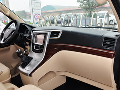 2015款 2.4L 手动 旗舰型长轴四门4RB2