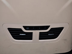 2015款 2.4L 手动 旗舰型长轴四门4RB2