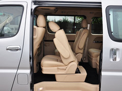 2015款 2.4L 手动 旗舰型长轴四门4RB2