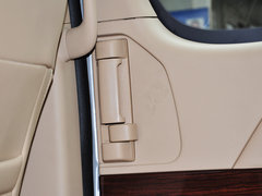 2015款 2.4L 手动 旗舰型长轴四门4RB2