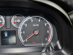 2015款 2.4L 手动 旗舰型长轴四门4RB2