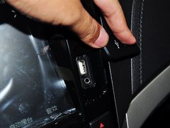 比亚迪S7 2015款 2.0T 自动 尊贵型 7座