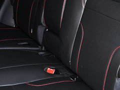 2015款 运动版 2.0L 自动 尊贵型 5座