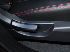 2015款 运动版 2.0L 自动 尊贵型 5座