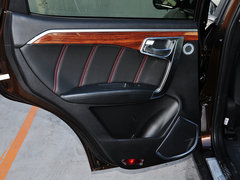 2015款 运动版 2.0L 自动 尊贵型 5座