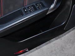 2015款 运动版 2.0L 自动 尊贵型 5座