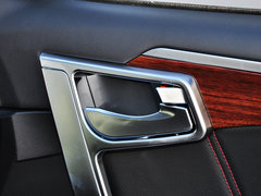 2015款 运动版 2.0L 自动 尊贵型 5座