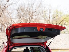 2015款 运动版 2.0L 自动 尊贵型 5座