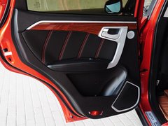 2015款 运动版 2.0L 自动 尊贵型 5座