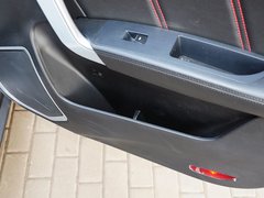 2015款 运动版 2.0L 自动 尊贵型 5座