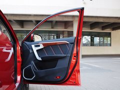 2015款 运动版 2.0L 自动 尊贵型 5座