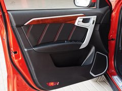 2015款 运动版 2.0L 自动 尊贵型 5座