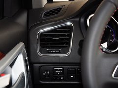 2015款 运动版 2.0L 自动 尊贵型 5座