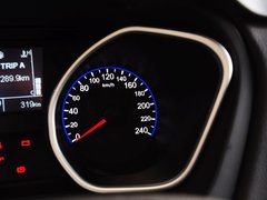 2015款 运动版 2.0L 自动 尊贵型 5座