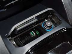 2015款 运动版 2.0L 自动 尊贵型 5座