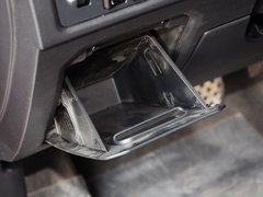 2015款 运动版 2.0L 自动 尊贵型 5座
