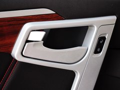2015款 运动版 2.0L 自动 尊贵型 5座