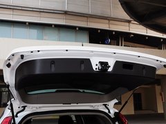 2015款 运动版 2.0L 自动 尊贵型 5座