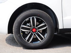 2015款 运动版 2.0L 自动 尊贵型 5座