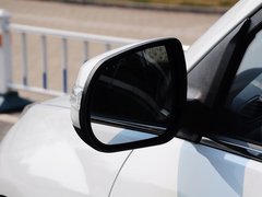2015款 运动版 2.0L 自动 尊贵型 5座
