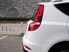 2015款 运动版 2.0L 自动 尊贵型 5座