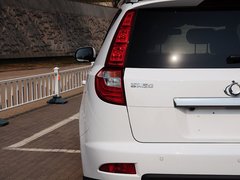 2015款 运动版 2.0L 自动 尊贵型 5座