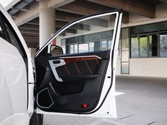 2015款 运动版 2.0L 自动 尊贵型 5座