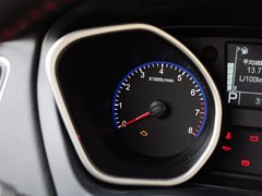 2015款 运动版 2.0L 自动 尊贵型 5座