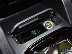 2015款 运动版 2.0L 自动 尊贵型 5座