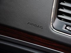 2015款 运动版 2.0L 自动 尊贵型 5座