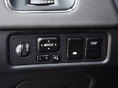 2015款 运动版 2.0L 自动 尊贵型 5座