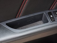 2015款 运动版 2.0L 自动 尊贵型 5座