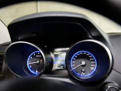 2015款 2.5i 豪华导航版 5座