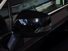 2015款 2.5i 豪华导航版 5座