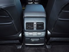 2015款 2.5i 豪华导航版 5座